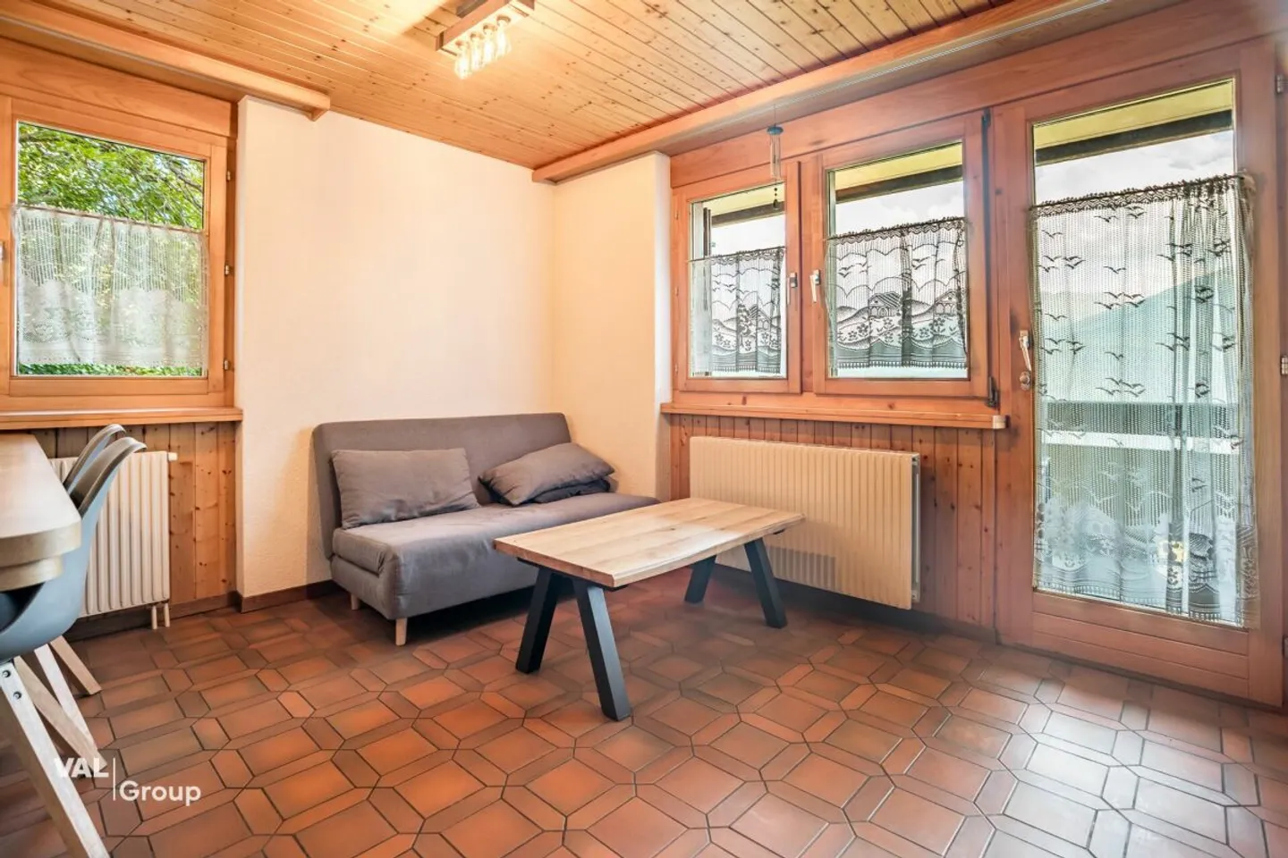 Jeizinen - Wohnen, wo Ruhe, Aussicht und Berggefühl zusammenfinden - Foto 7 von 13
