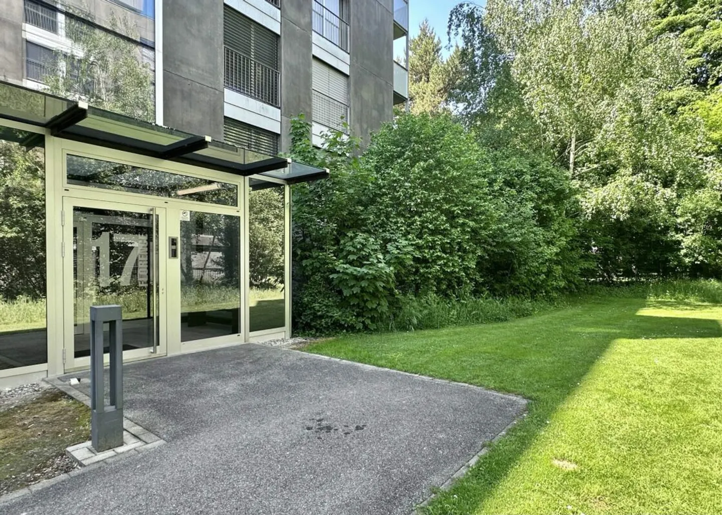 Magnificent apartment with terrace and view on the 5th floor - Photo 2 of 13
