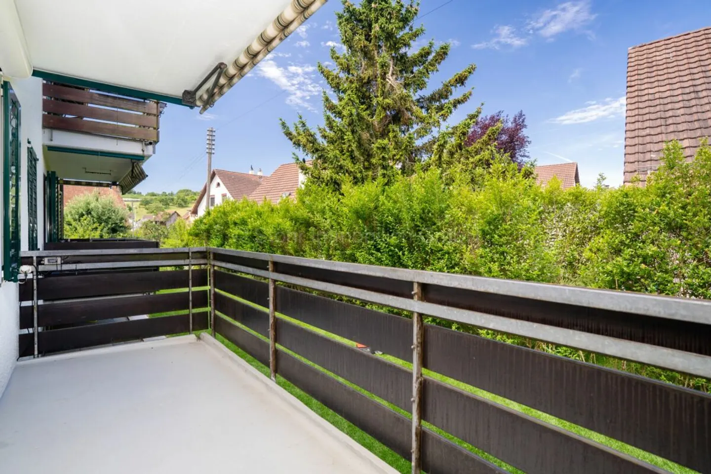Appartamento 3.5 locali al piano rialzato con balcone e locali accessori versatili - Foto 8 di 13