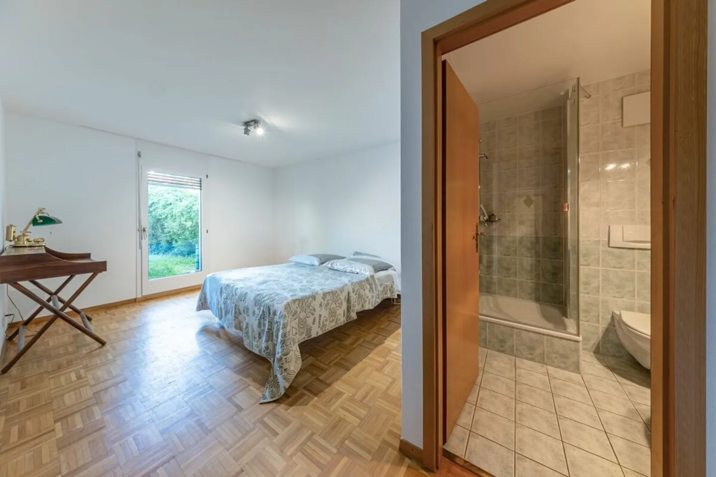 5-ZIMMER-WOHNUNG MIT GÄRTEN UND UNABHÄNGIGEM RAUM - Foto 6 von 13