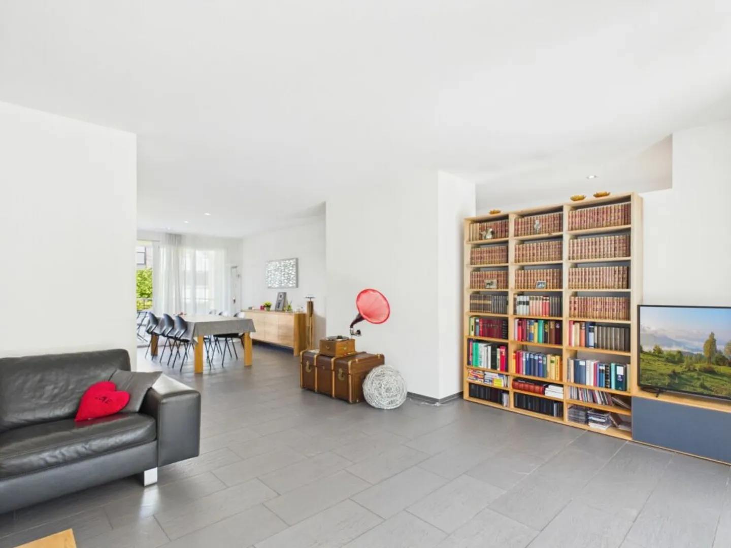 Schöne und gepflegte 3.5- Zimmerwohnung - Photo 9 of 13