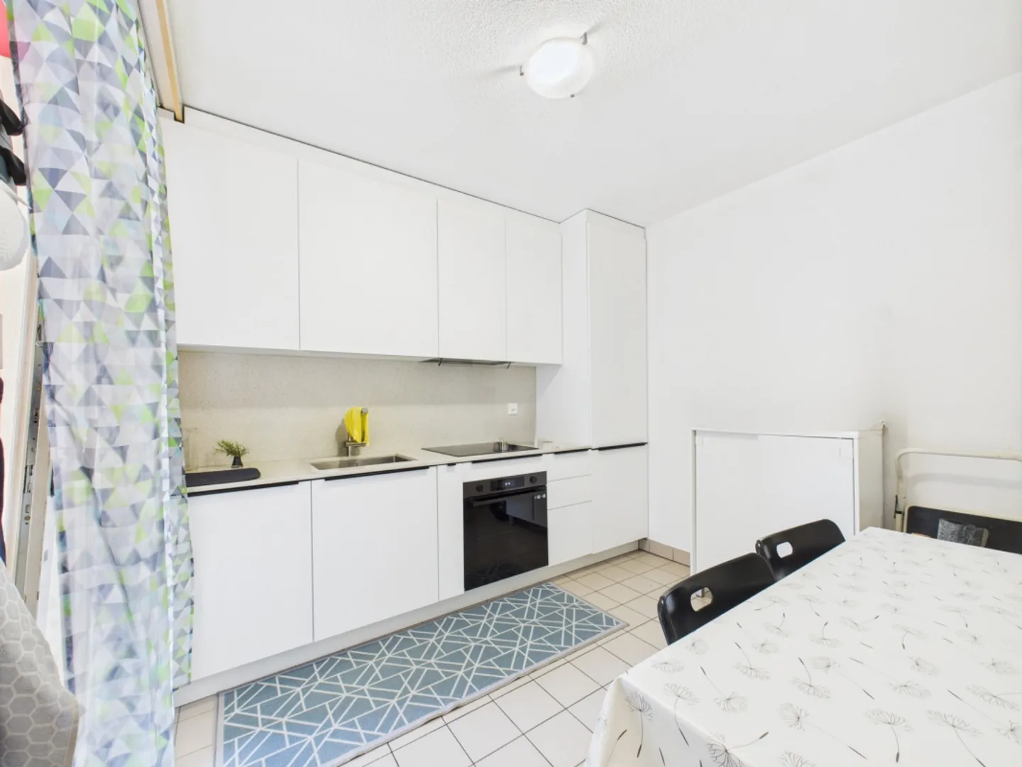 Nuovo prezzo - luminoso 4.5 locali - Photo 3 sur 12