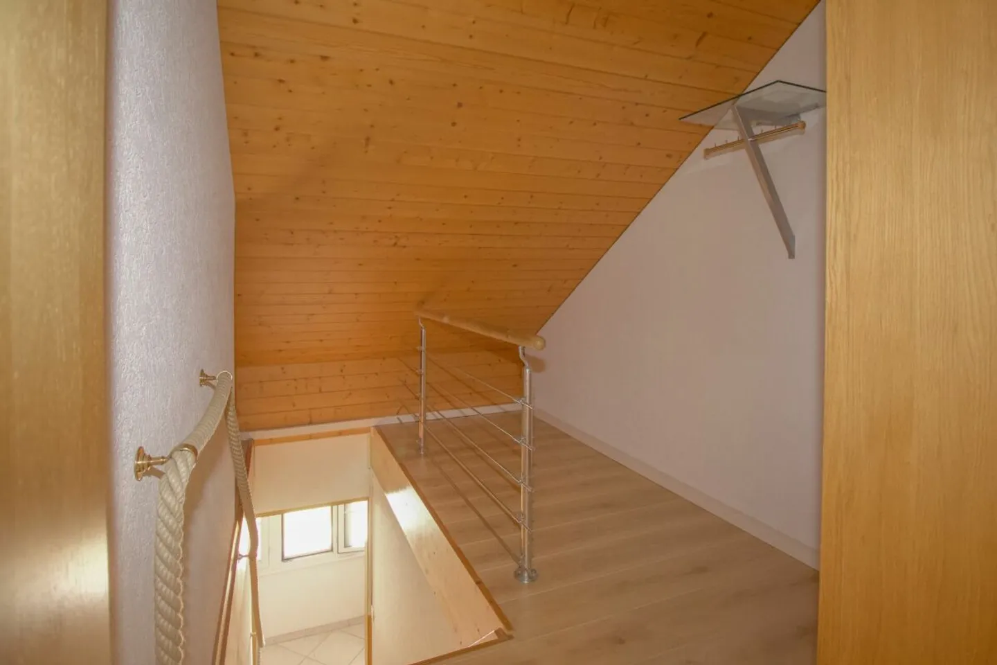 Ein Zuhause mit Charme - 3-Zimmer-Dachwohnung in Wohlenschwil - Foto 8 von 11