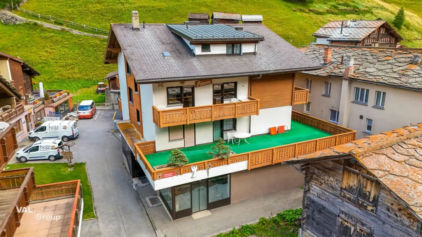 Appartamento attico di 4,5 locali con status di seconda casa in posizione centrale a Saas-Grund - Foto 10 di 13