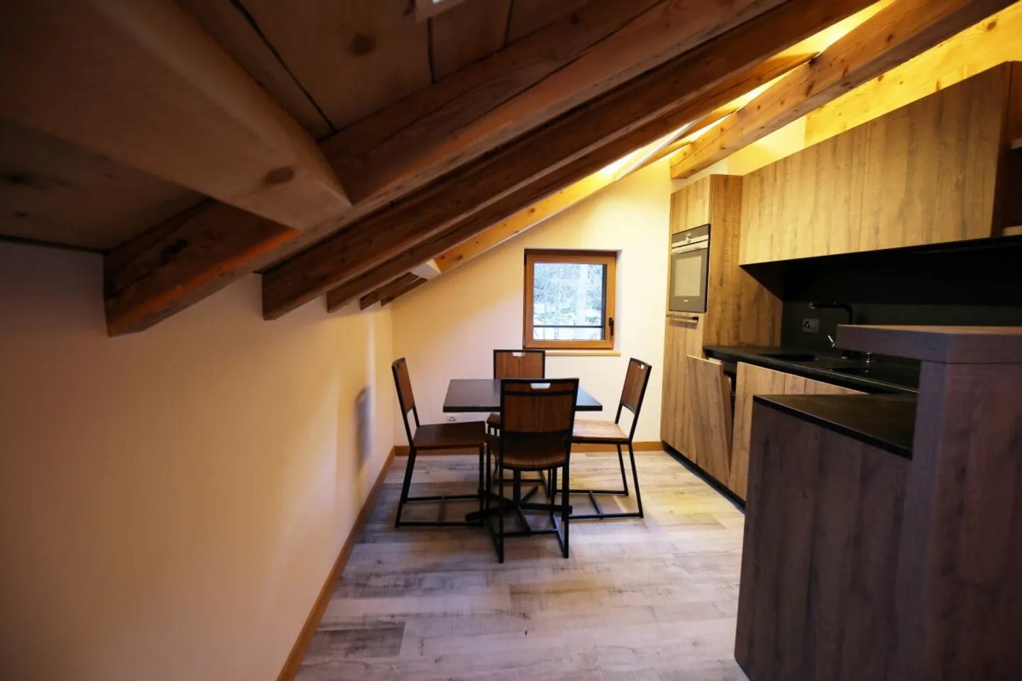 Investor Opportunity: Modern 3.5 Rooms Already Rented A4 - Photo 10 of 13