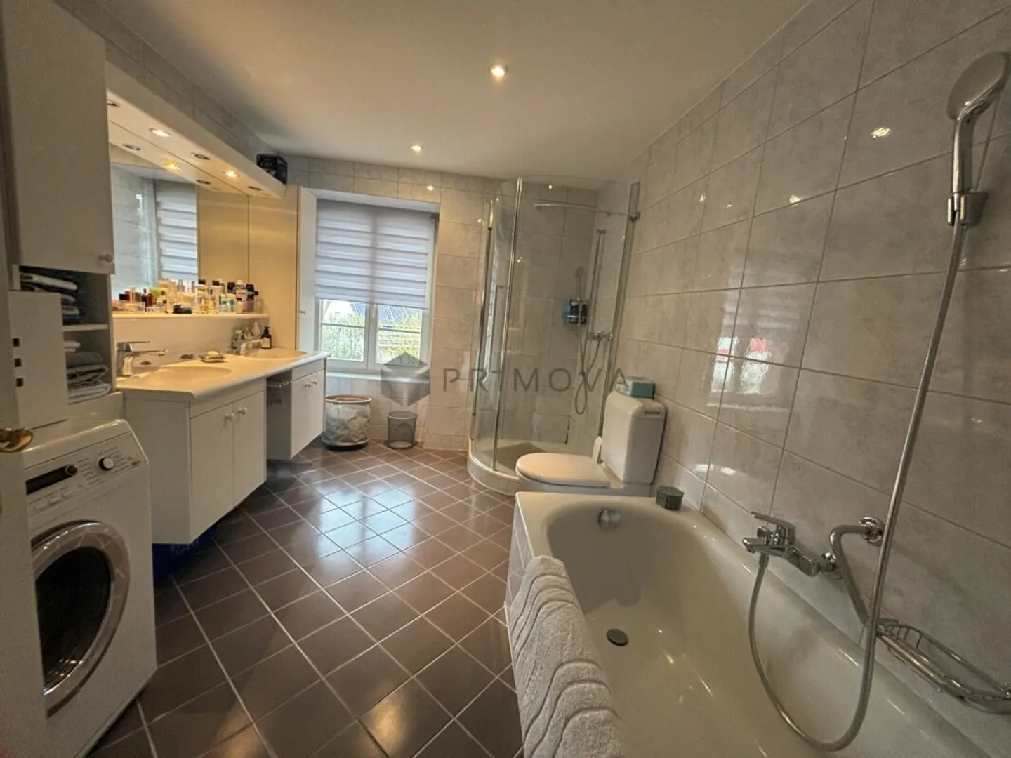 Questo appartamento luminoso cerca un nuovo proprietario! - Foto 5 di 7