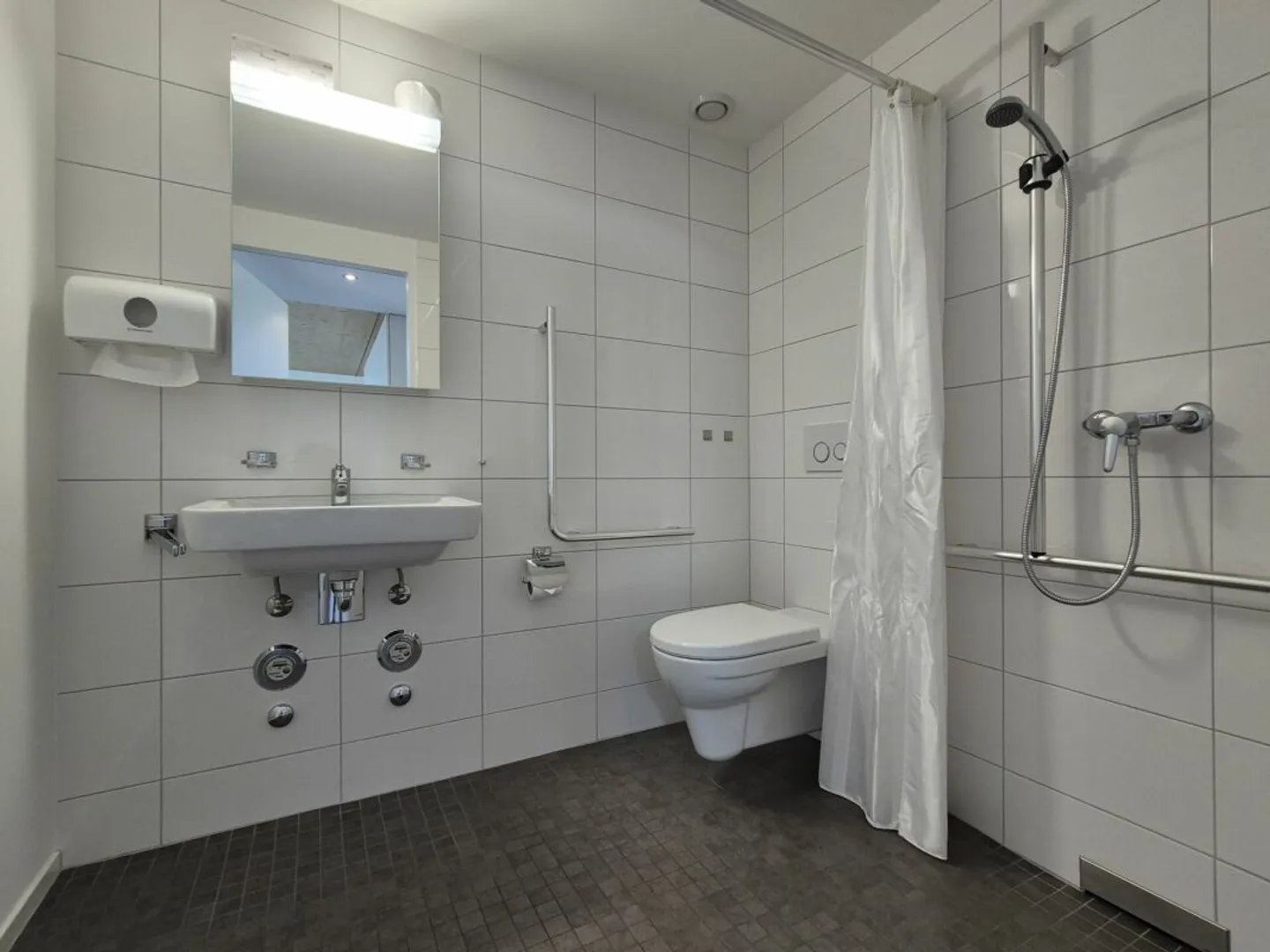 Moderne 2.5 Zimmerwohnung - Foto 6 von 9