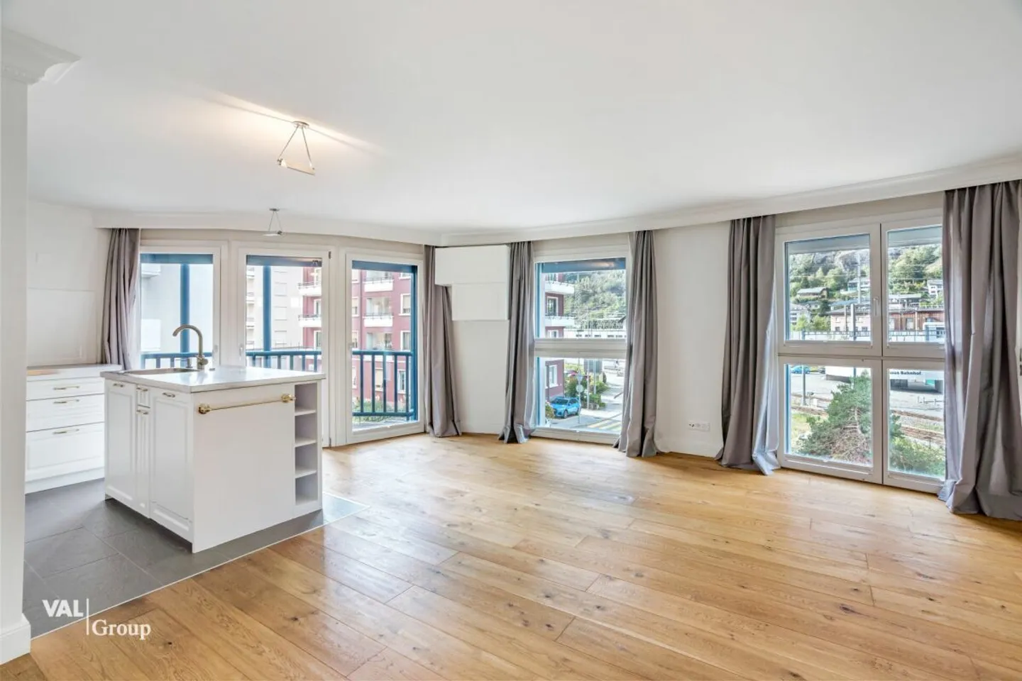 Stylish 4.5-room apartment with private sauna - Photo 1 of 12