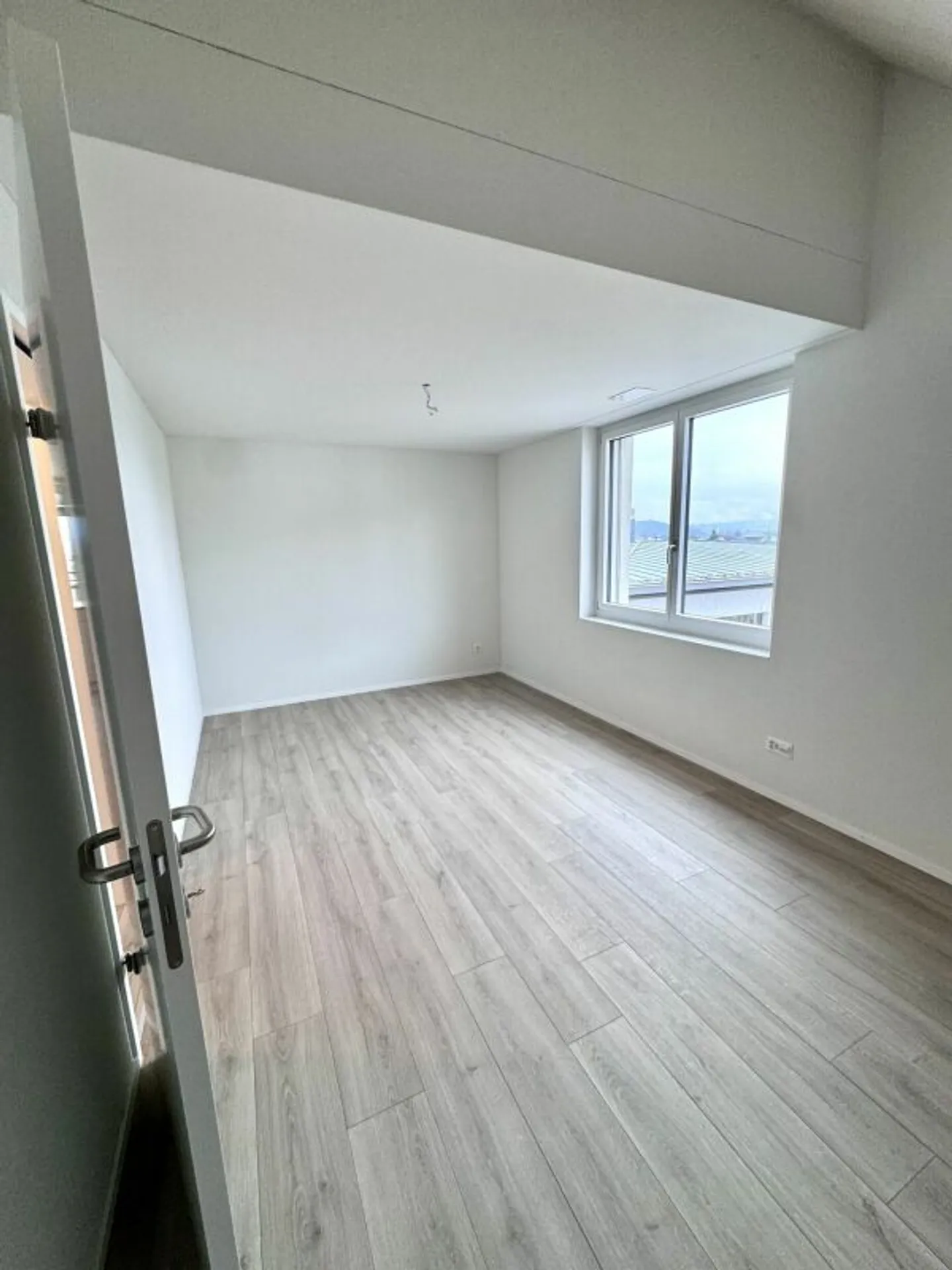 4.5-Zimmer-Dachmaisonettewohnung in Benken - Foto 7 von 12