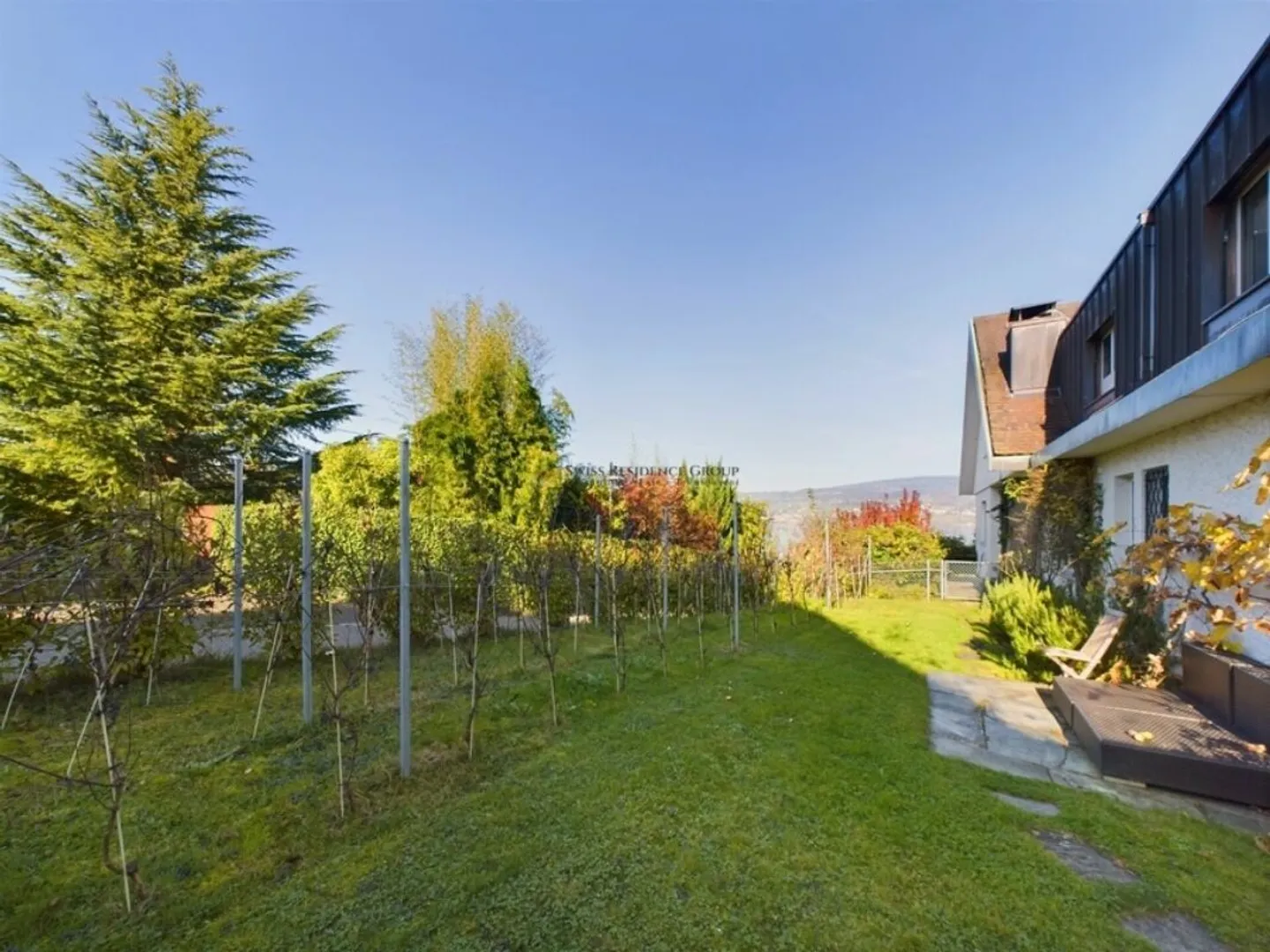 Villa esclusiva con vista lago, piscina e molta privacy - Foto 3 di 13