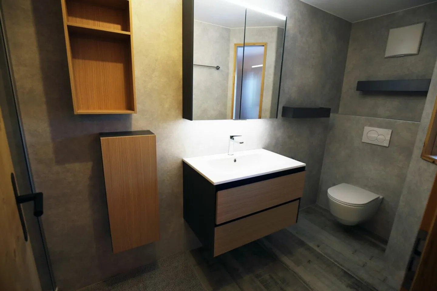 Investor Opportunity: Modern 3.5 Rooms Already Rented A4 - Photo 7 of 13