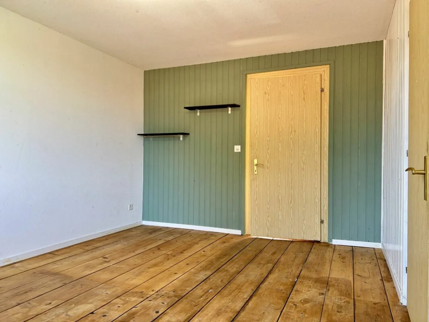 Maniero con due appartamenti, fienile e area circostante - Foto 13 di 13