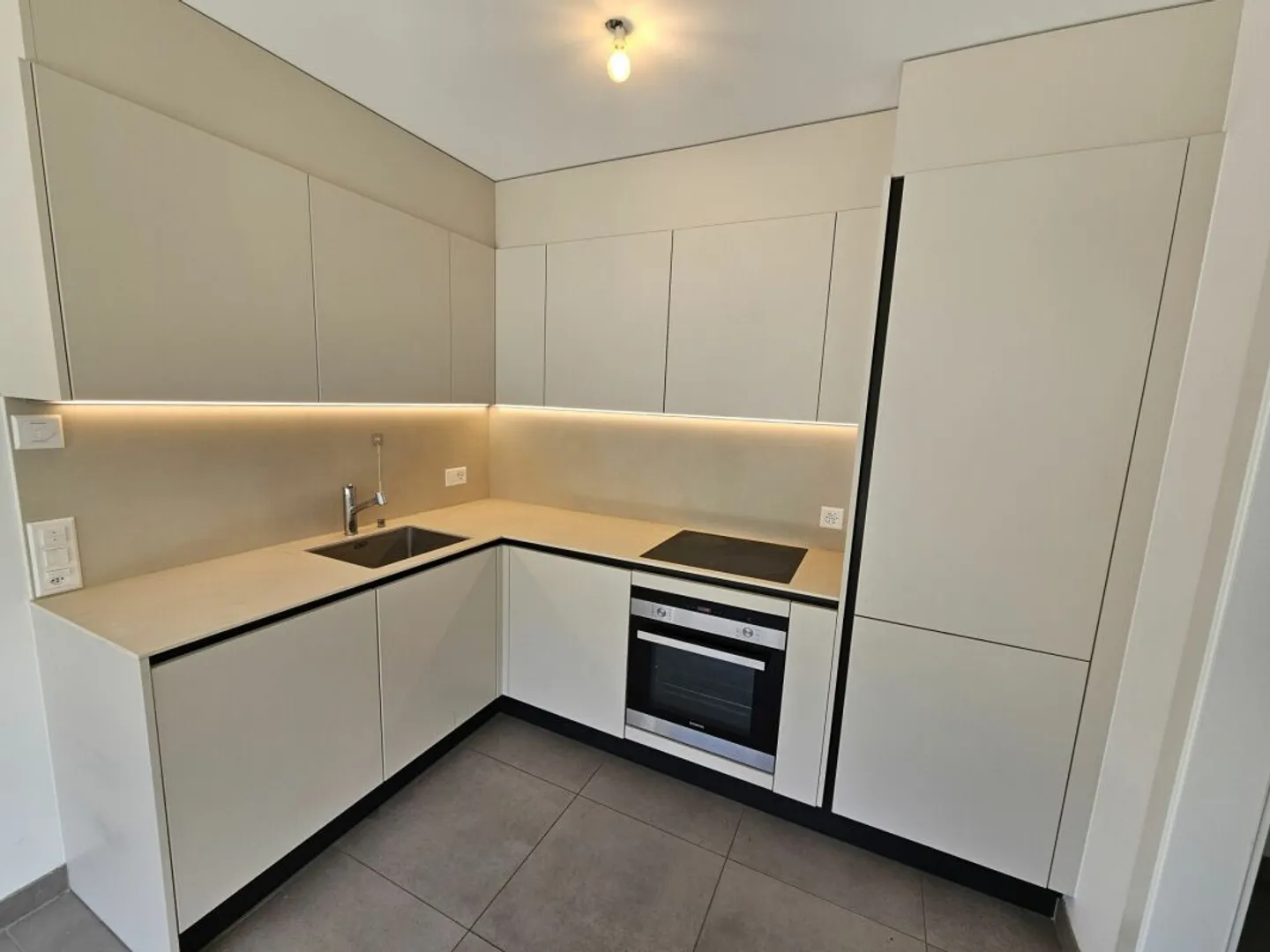 Villa a schiera di 3.5 locali con terrazza, St-Léonard - Foto 1 di 6
