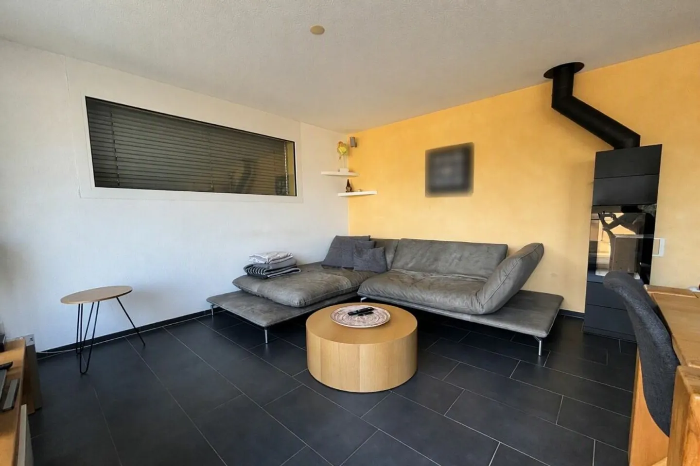 Attraktives 6.5 Zimmer-Doppeleinfamilienhaus mit Garten und Aussicht - Photo 7 of 13