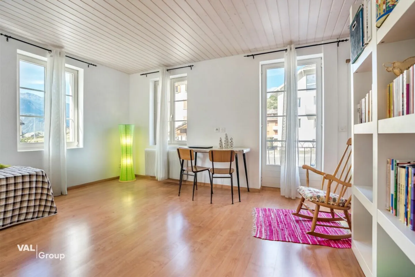 Centrally located apartment in Salgesch - Photo 3 of 7