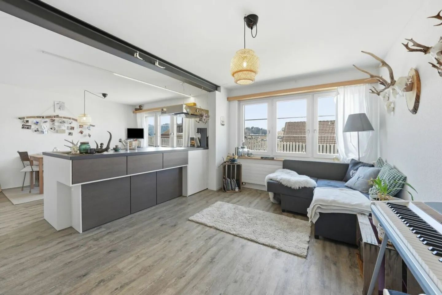 Paradise familial indépendant avec appartement, vue dégagée et offre d'espace polyvalent - Photo 5 sur 13