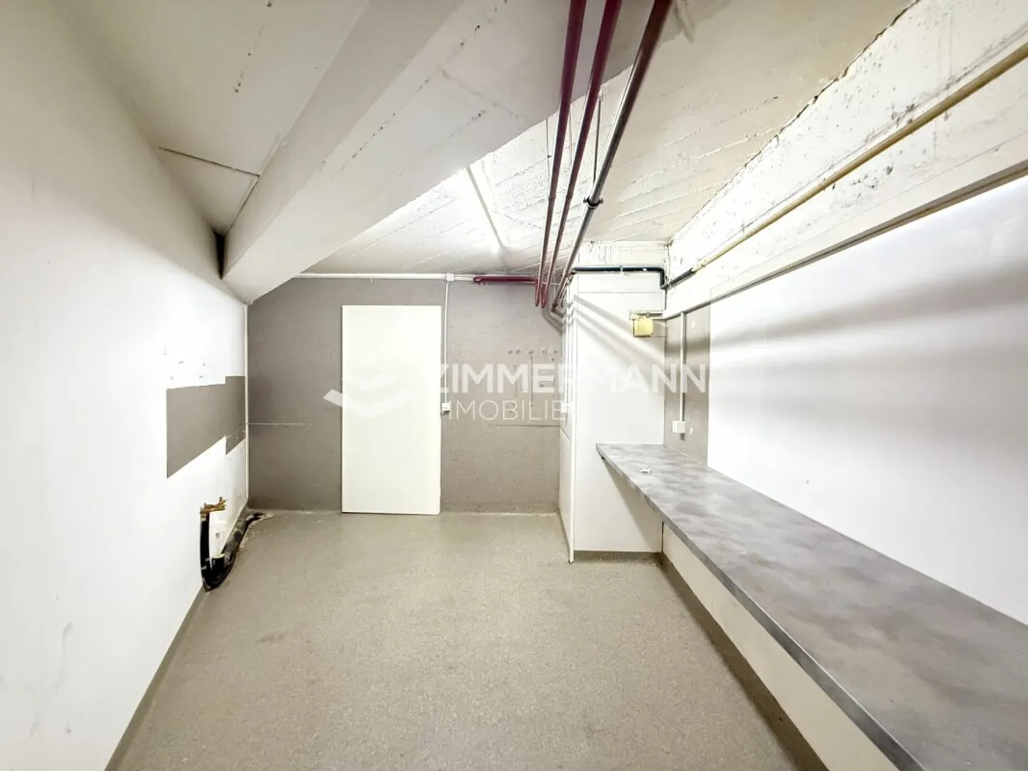 Spazio di Stoccaggio di 637 m² a Montbrillant! - Foto 4 di 9