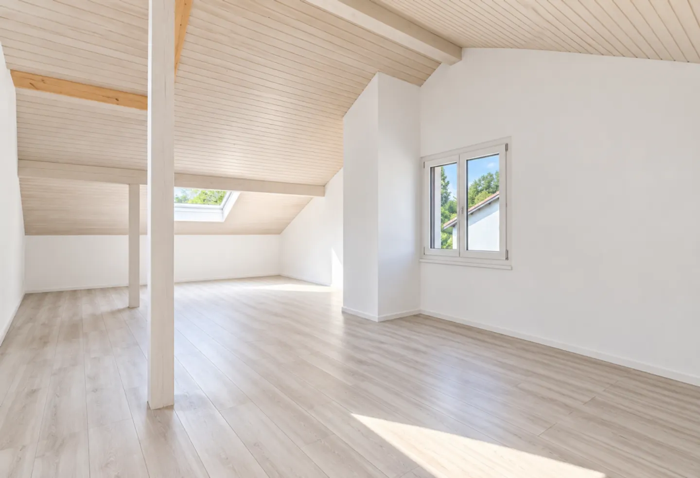 FAMILY LIVING - Plenty of Space to Live Between Zurich and Zug - Photo 7 of 13