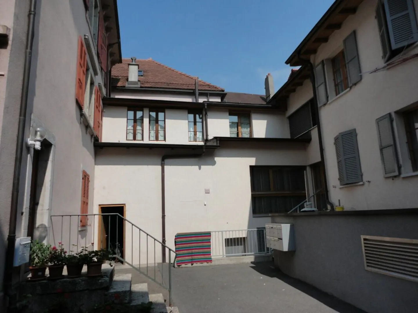 Ertragsgebäude in St-Maurice - Foto 1 von 13