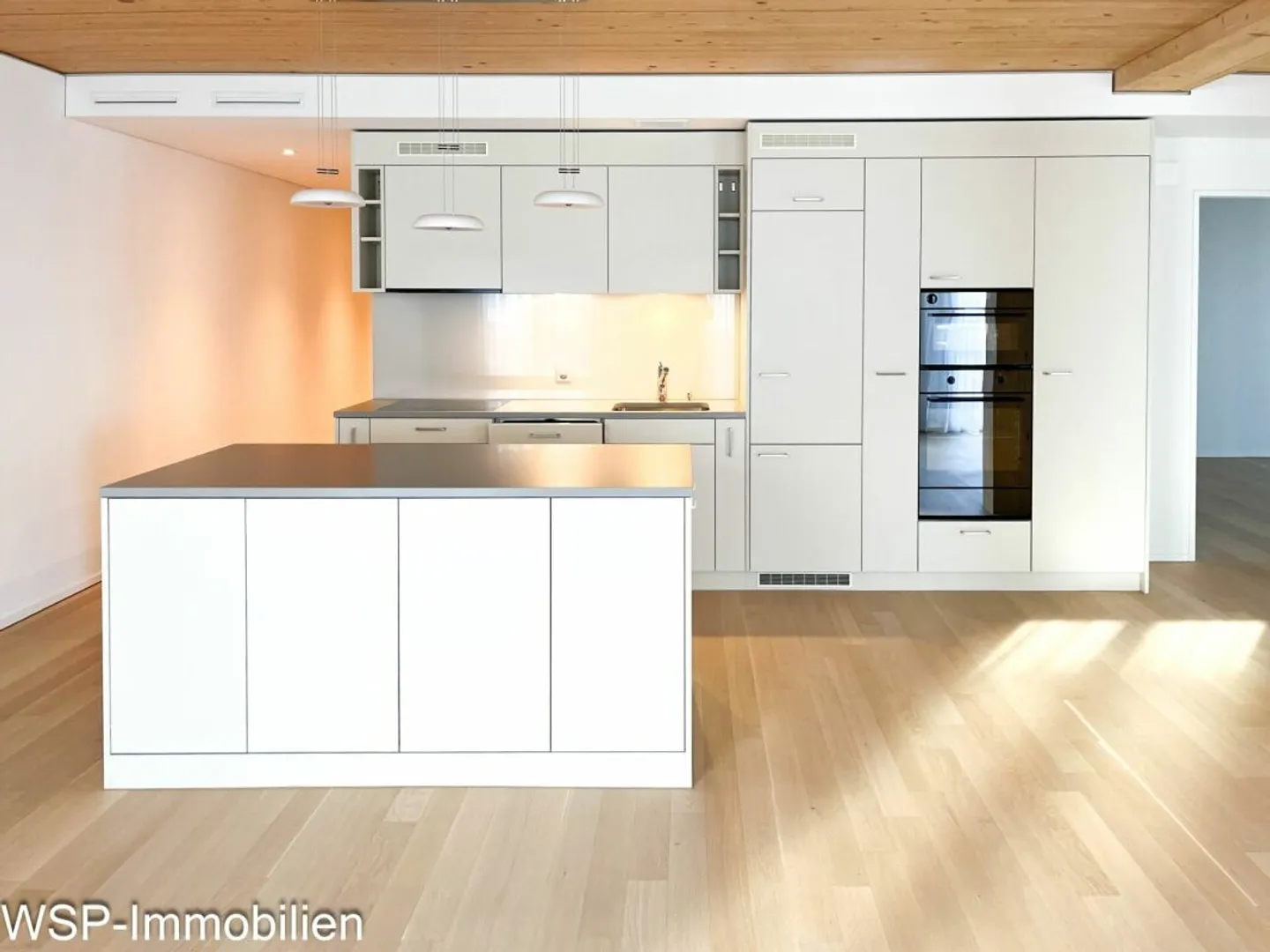 Urban Living - 3.5-Room Apartment with Loggia - Photo 5 of 13