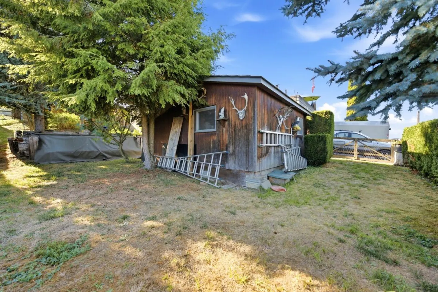 Near Lake Hallwil: A House with Character and Surprisingly Many Possibilities - Photo 13 of 13