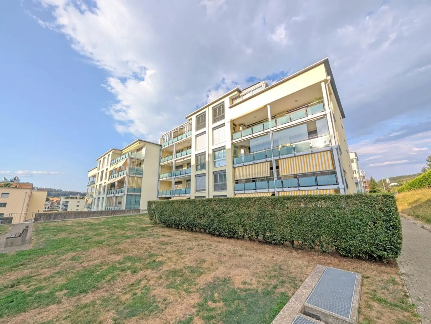 Bright garden apartment in the sought-after "Diamant" development - Photo 1 of 13