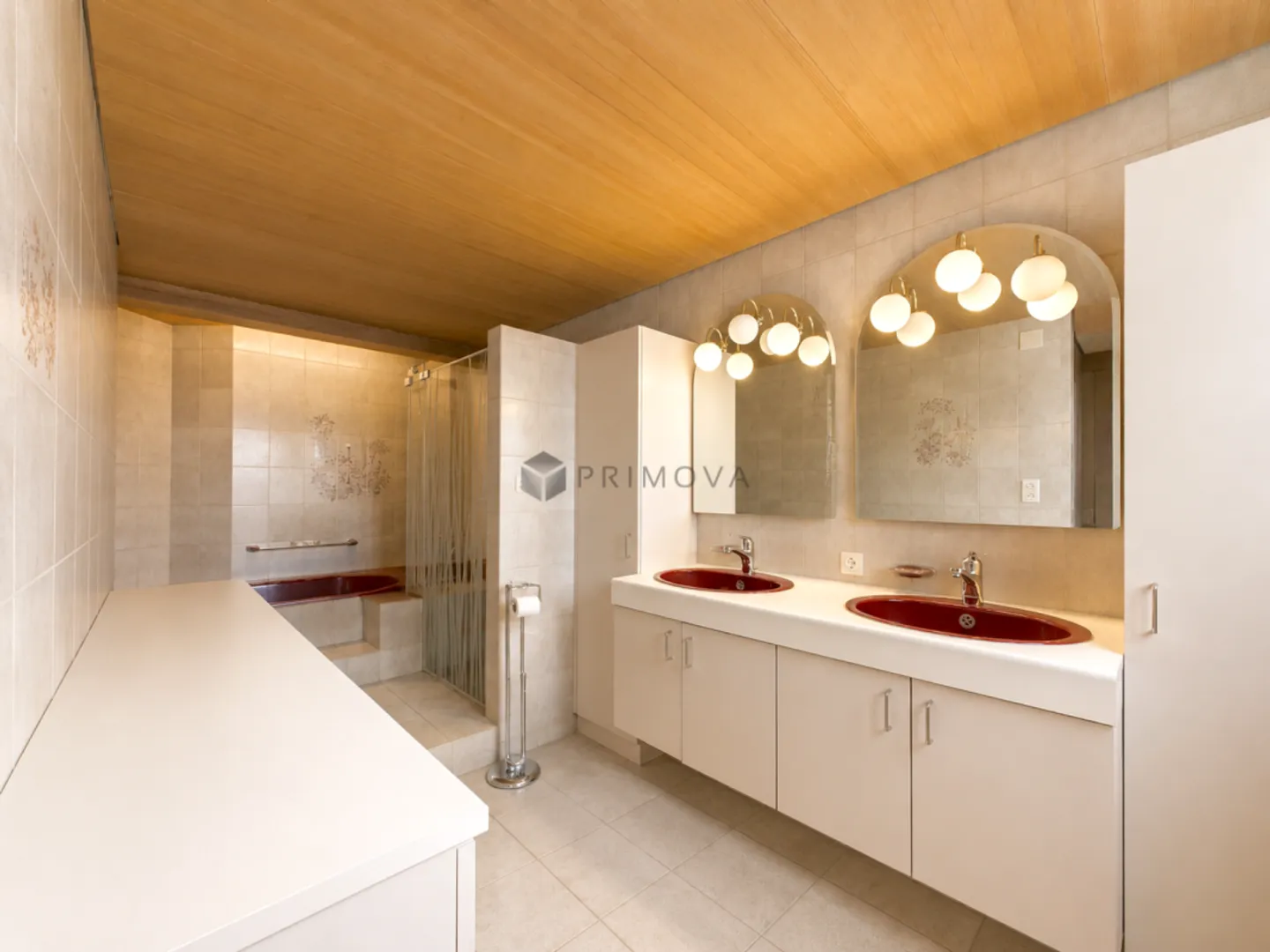 Charming home with space for hobbies and business - Photo 7 of 12