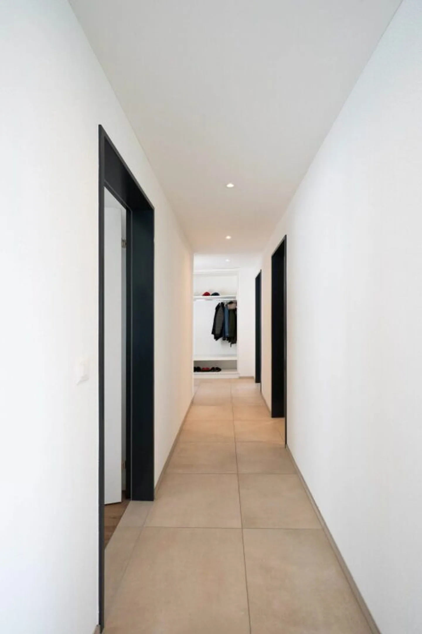 Moderne Wohnung mit fantastischer Aussicht - Foto 7 von 12