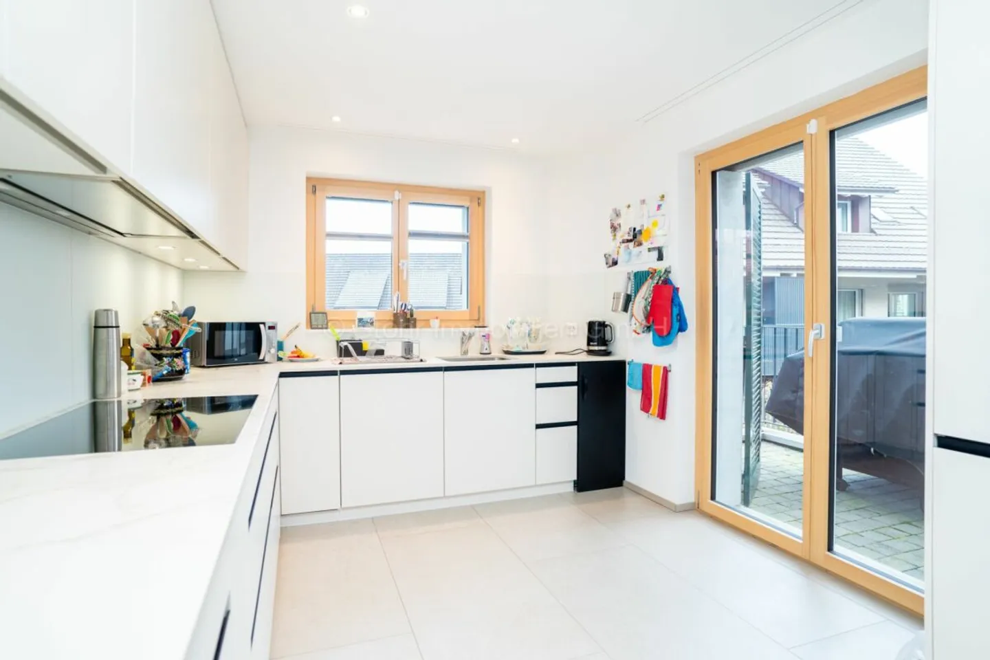 Casa a schiera 5.5 camere nuova a Rickenbach - Moderna, Affascinante & Versatile - Foto 3 di 13
