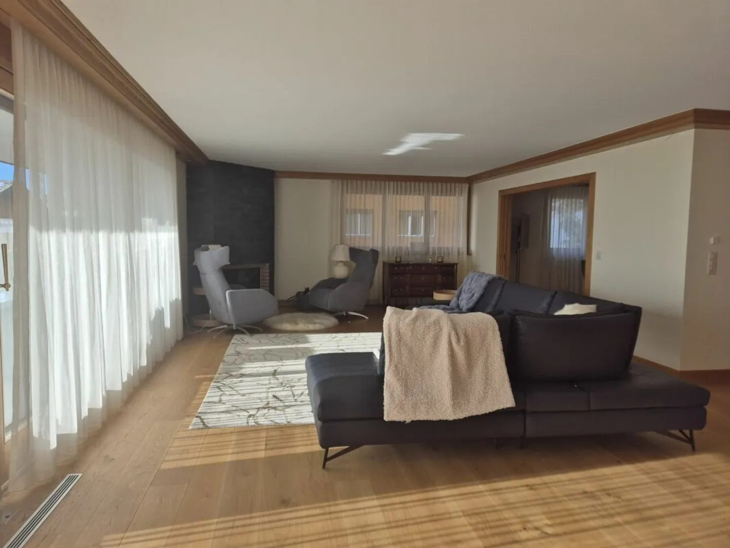 Appartamento di 5,5 locali con magnifico balcone-terrazza di 80 m2 - Foto 5 di 13