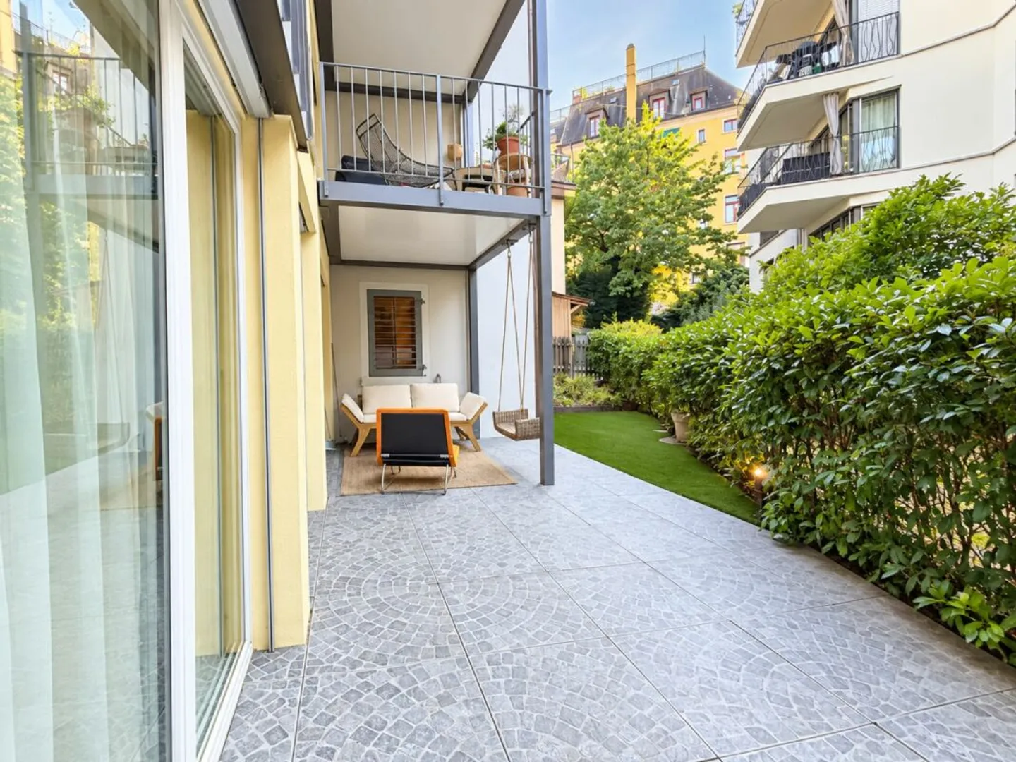 High-quality furnished 2.5-room garden apartment on Beckenhofstrasse in Zurich - Photo 12 of 12