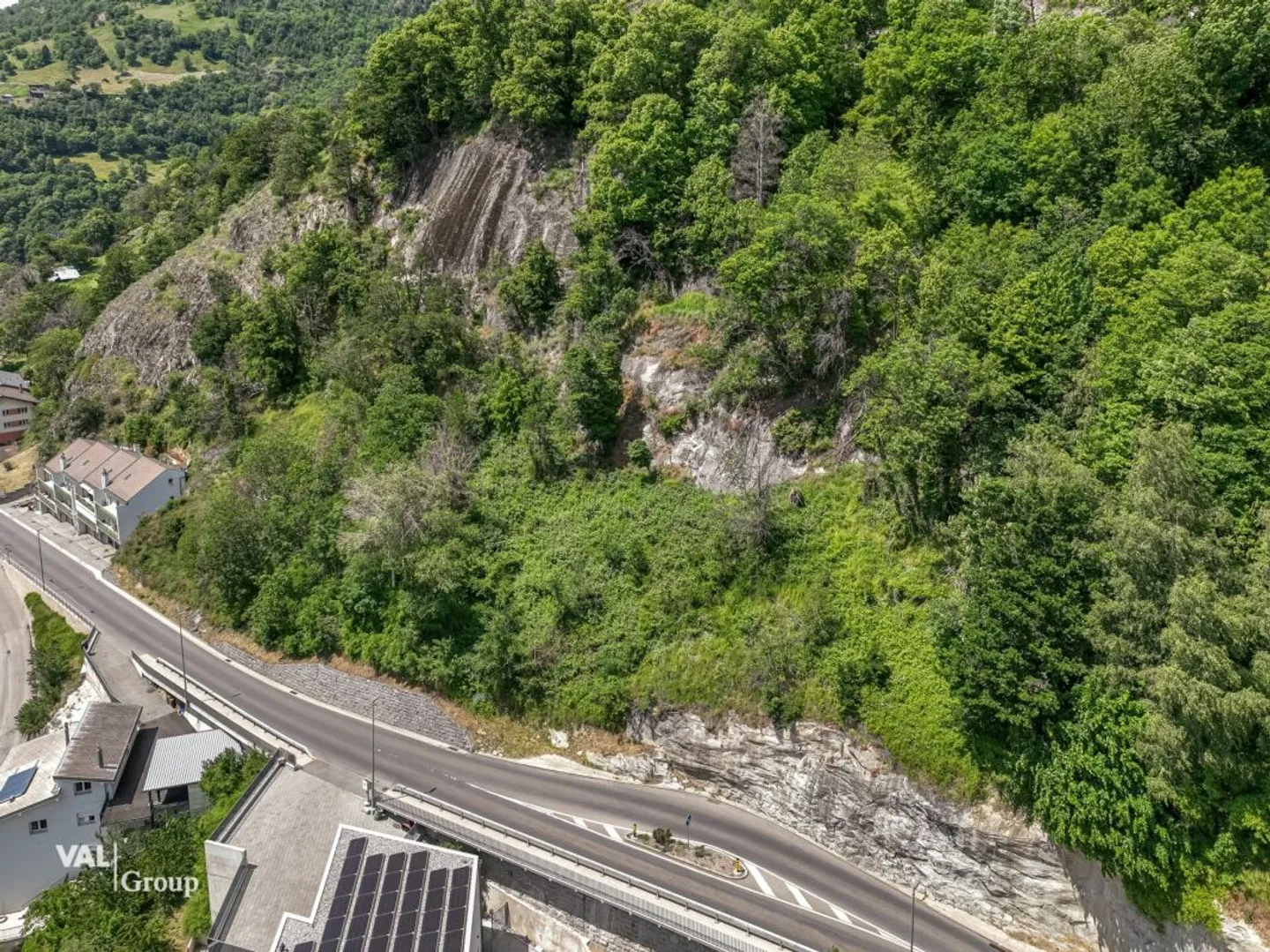 Terrain à bâtir avec vue dégagée - Photo 2 sur 9