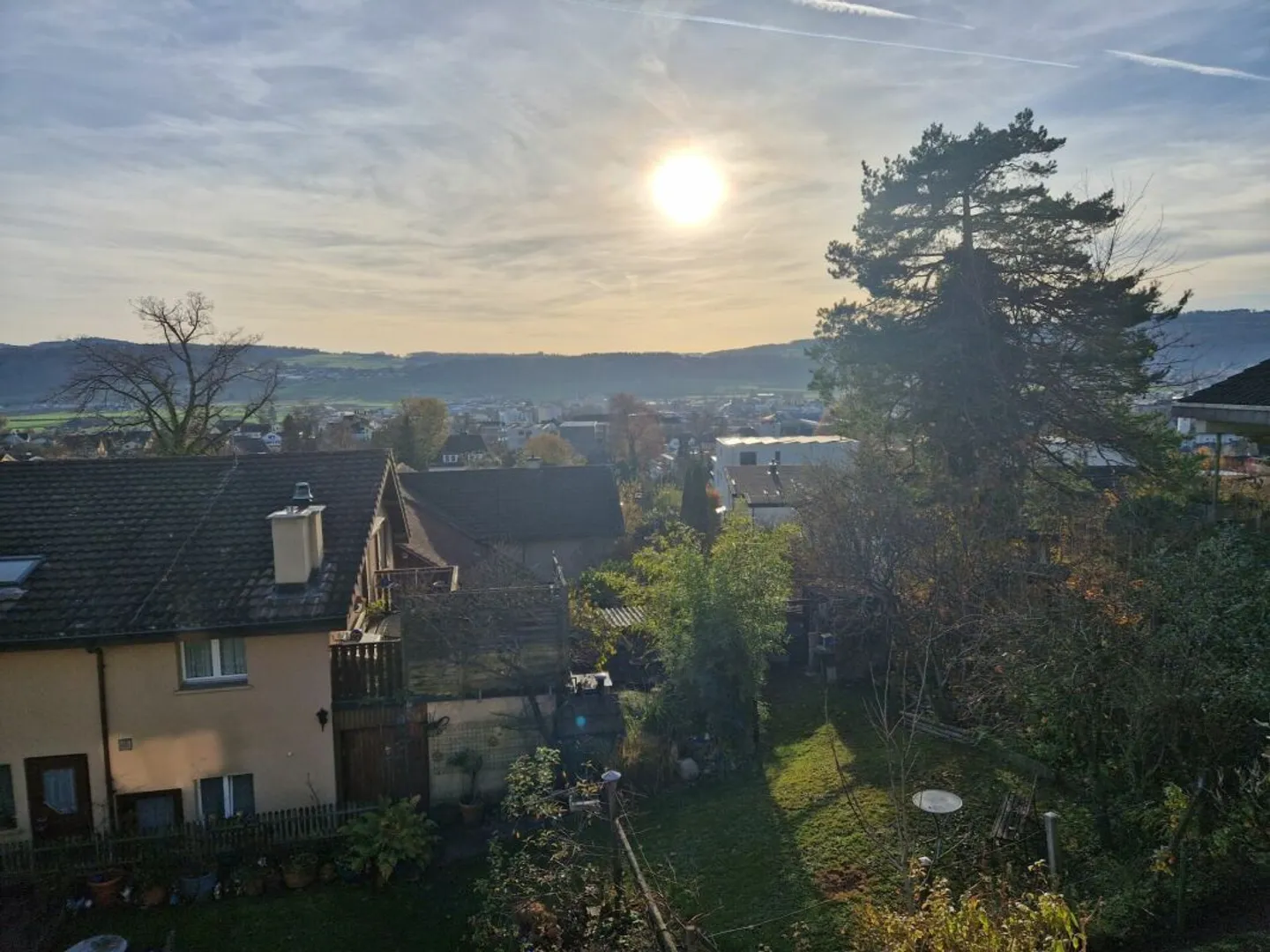 EFH mit Aussicht und Renovationsbedarf - Foto 9 von 12