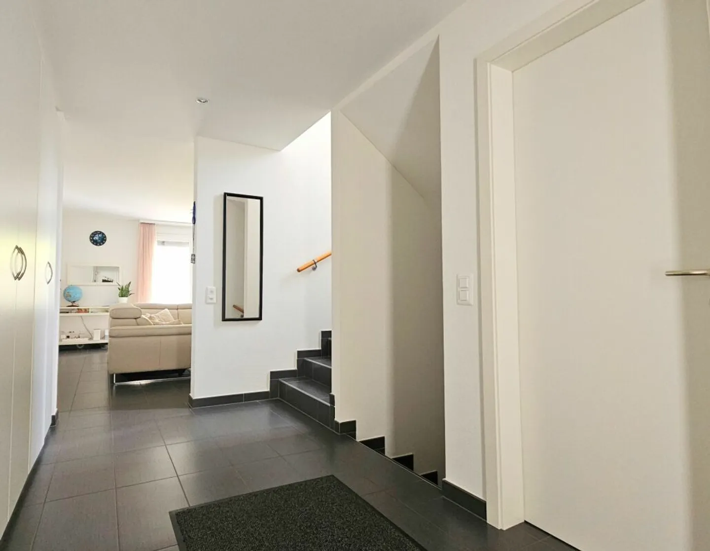 SPACIOUS SINGLE-FAMILY HOUSE WITH 5.5 ROOMS IN OSOGNA - Photo 4 of 13