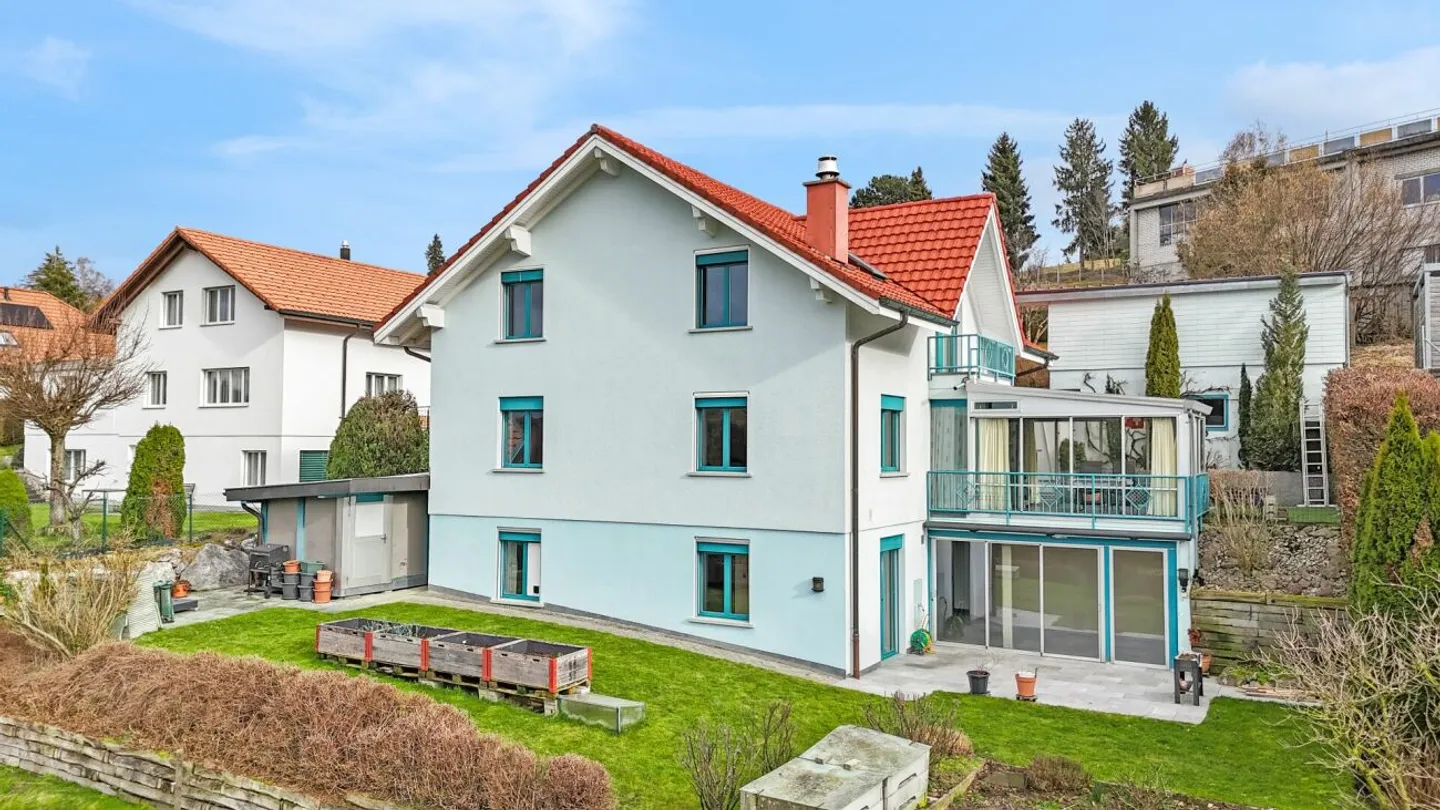 Spacious Family Home with Views - Photo 12 of 13