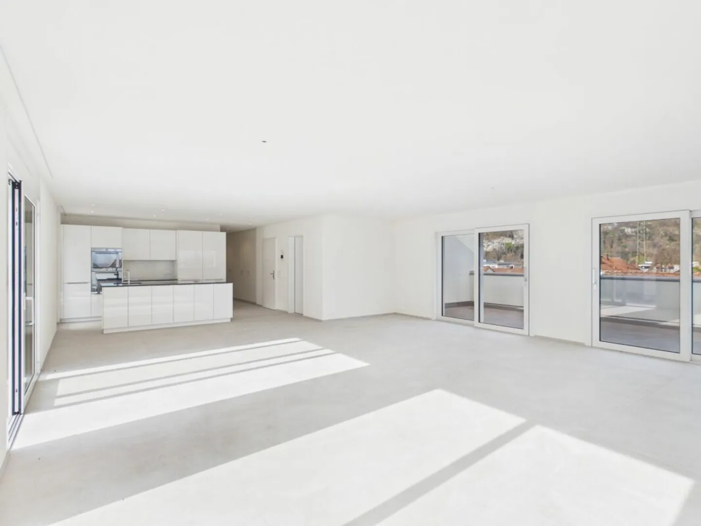 Einmalige Attika-Kaufgelegenheit - 197 m² Panoramaterrasse &amp; 2 TG-Plätze inklusive - Foto 13 di 13