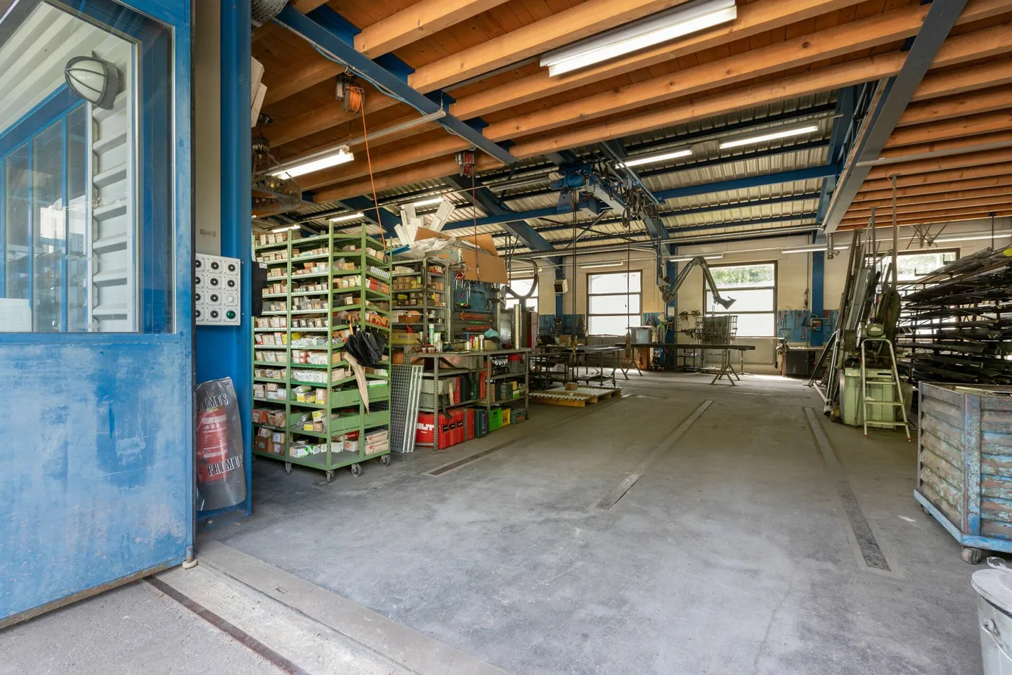 Salle commerciale - Photo 2 sur 6