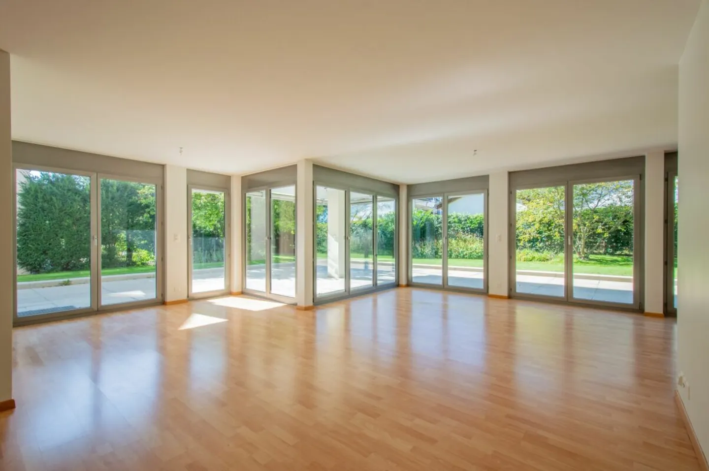 Moderne Parterrewohnung - Foto 3 von 13