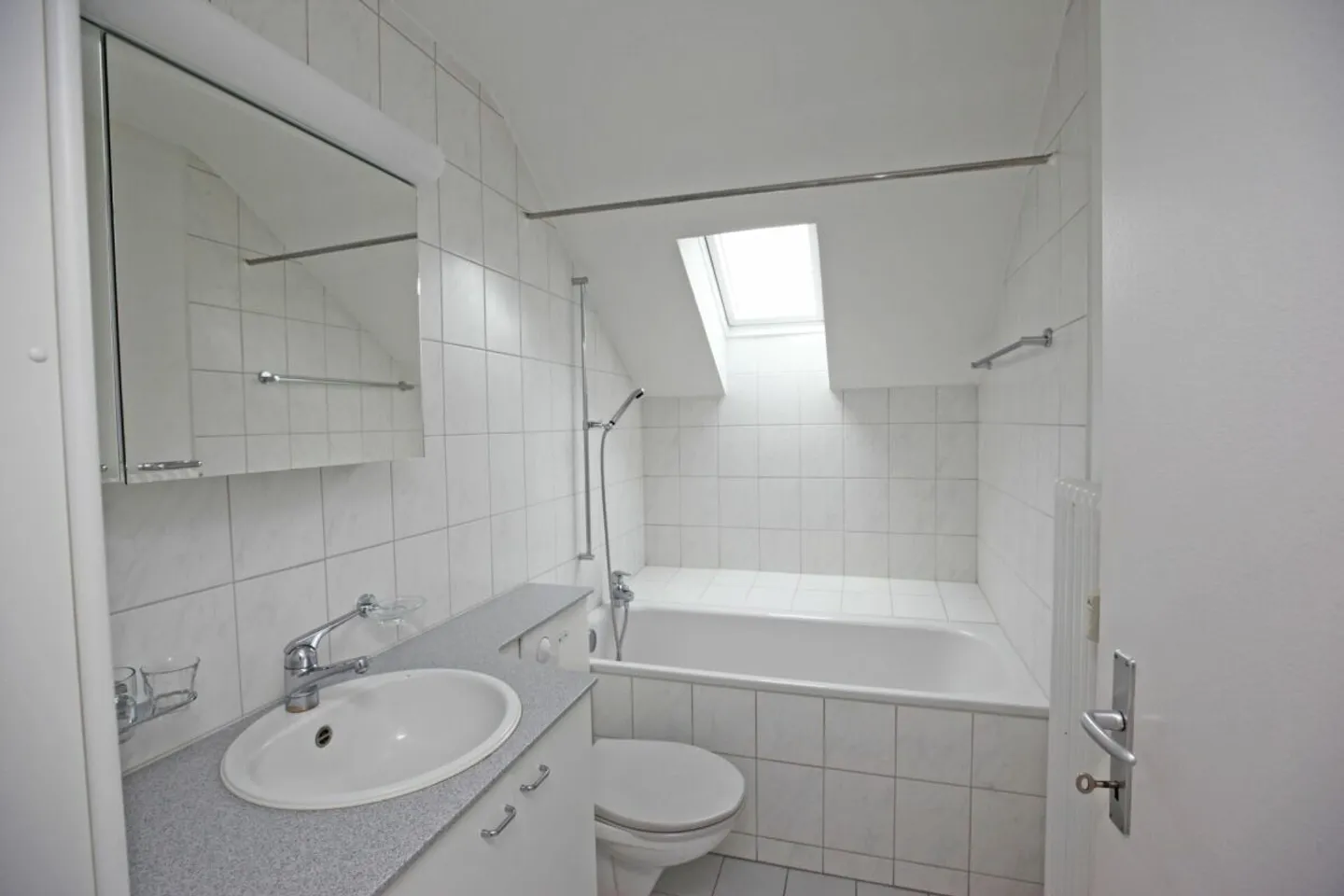 Attraktive 3.5-Zimmerwohnung in Münchenbuchsee - Photo 5 of 8