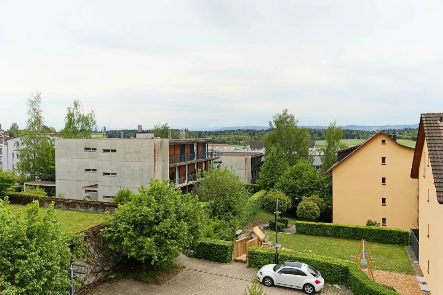 Maison d'angle de 6,5 pièces avec jardin dans un emplacement naturel calme et recherché - Photo 12 sur 13