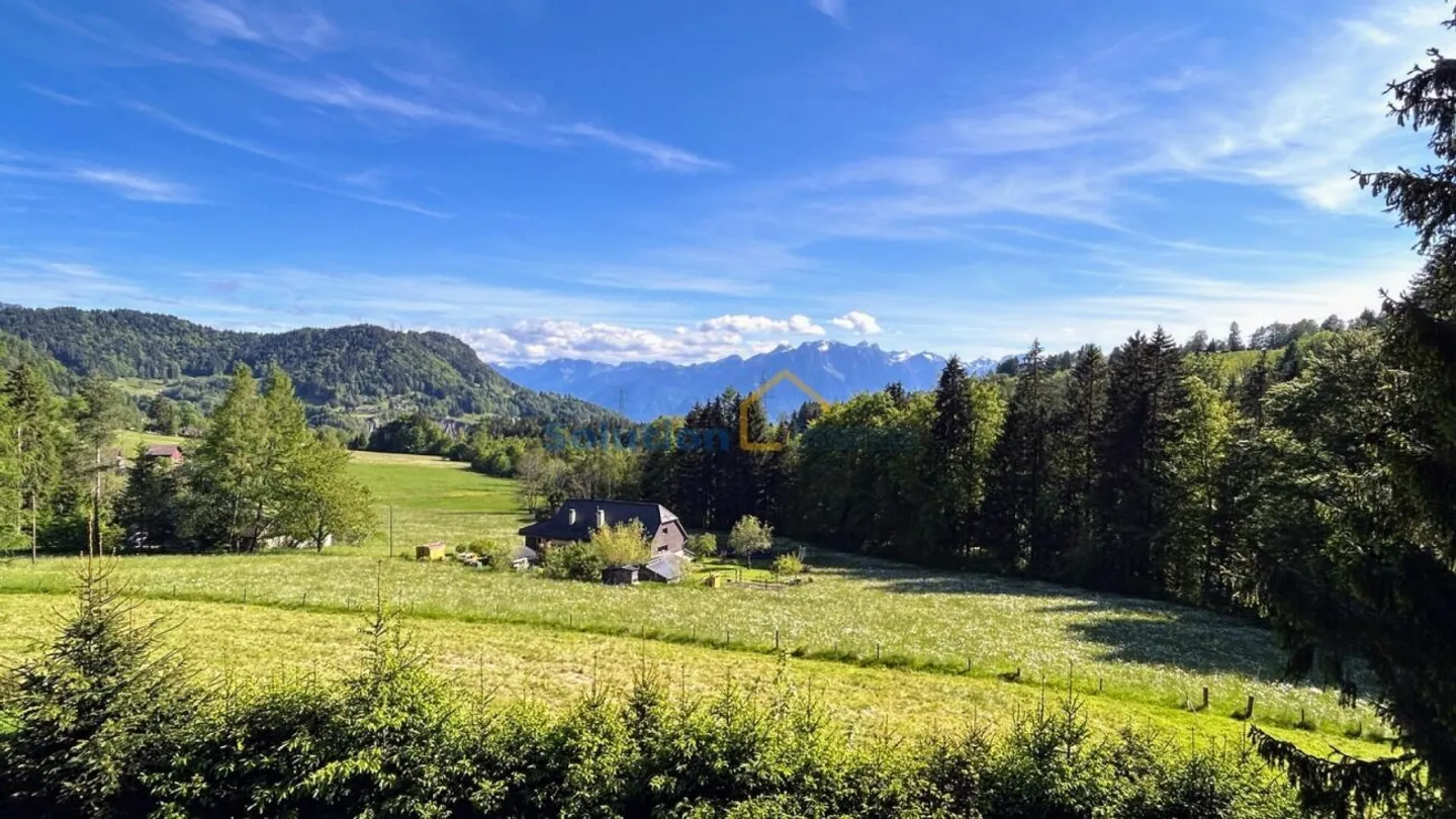 Chalet spacieux à rénover - Photo 6 sur 13
