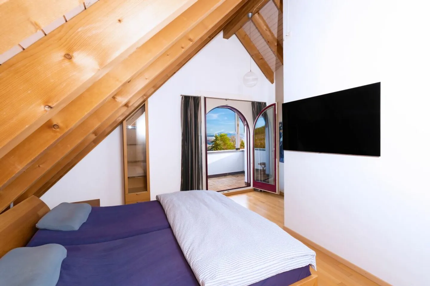 Panoramasicht trifft auf Wohnstil - zweiteilige Wohnresidenz - Photo 8 sur 12