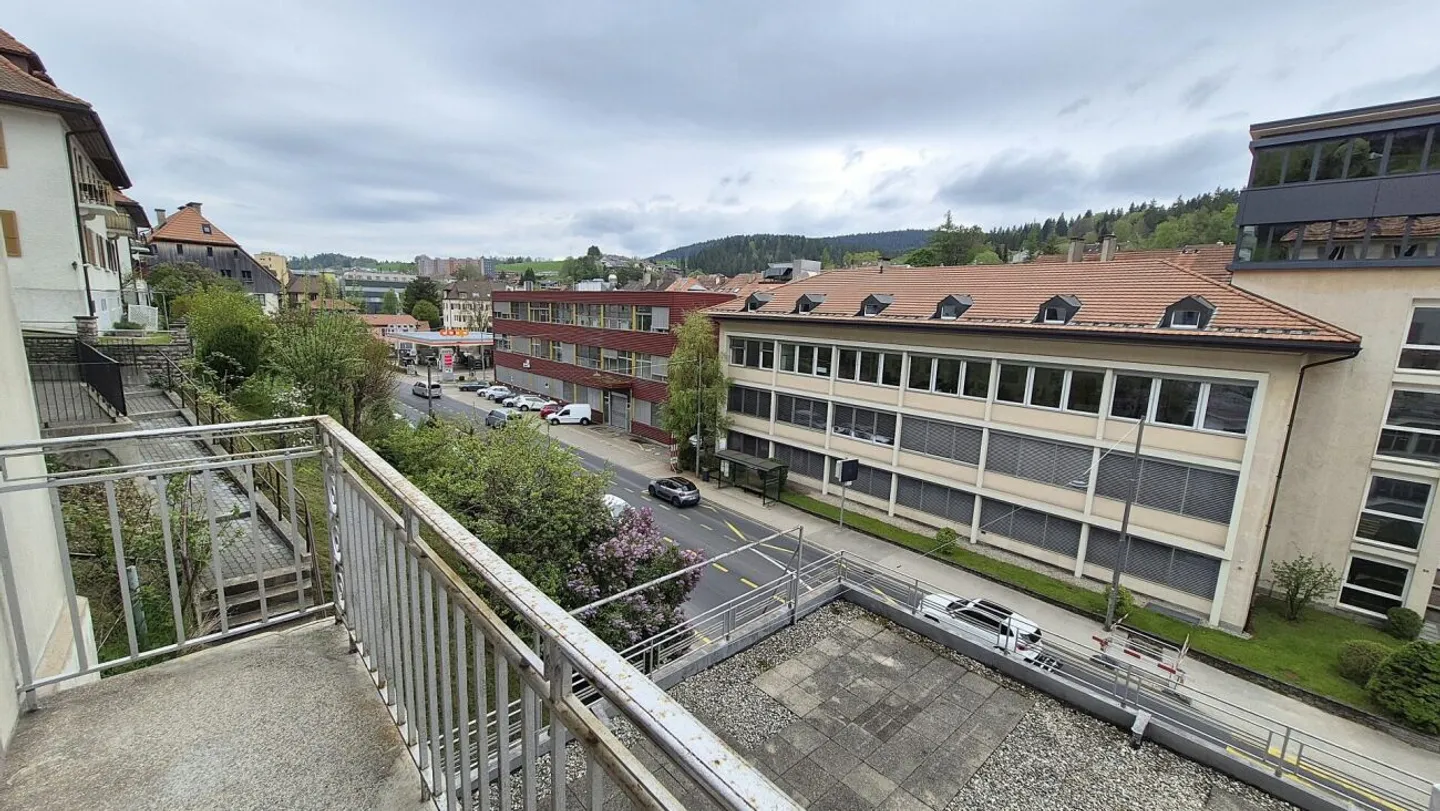 Magnifico appartamento di 3.5 stanze a Locle - Foto 6 di 12