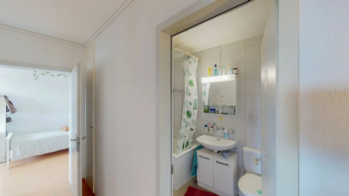 5½ Zimmer Wohnung mit Aussicht an familienfreundlicher Lage - Photo 10 of 13
