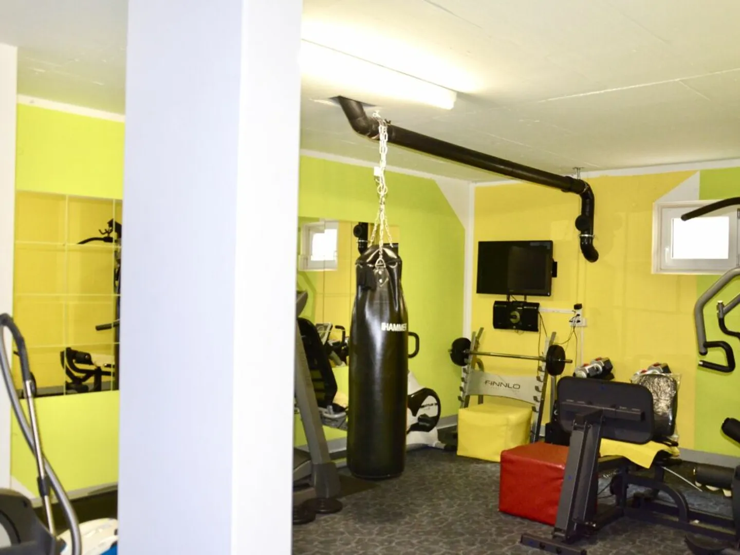 Hobby Room - Photo 5 of 13