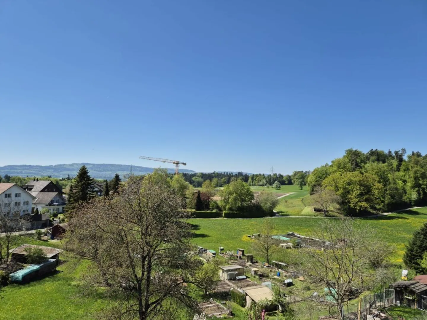 Appartement en duplex spacieux et lumineux dans un emplacement de choix avec vue dégagée - Photo 3 sur 13
