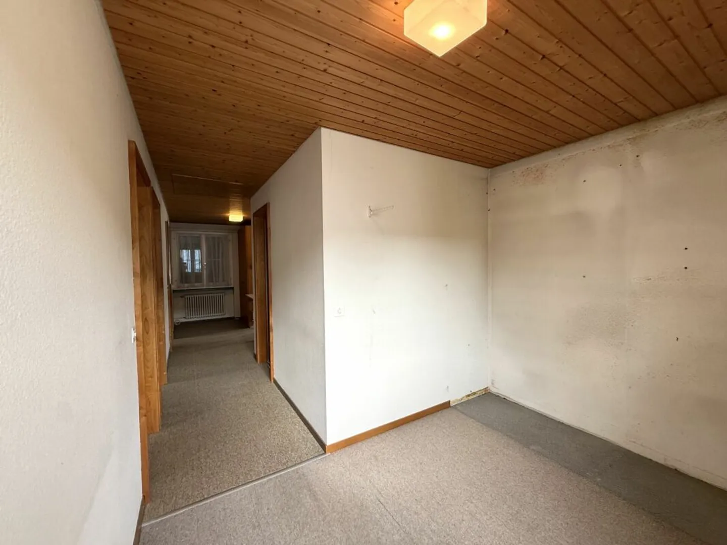 Your new home with plenty of space and potential - Photo 12 of 13