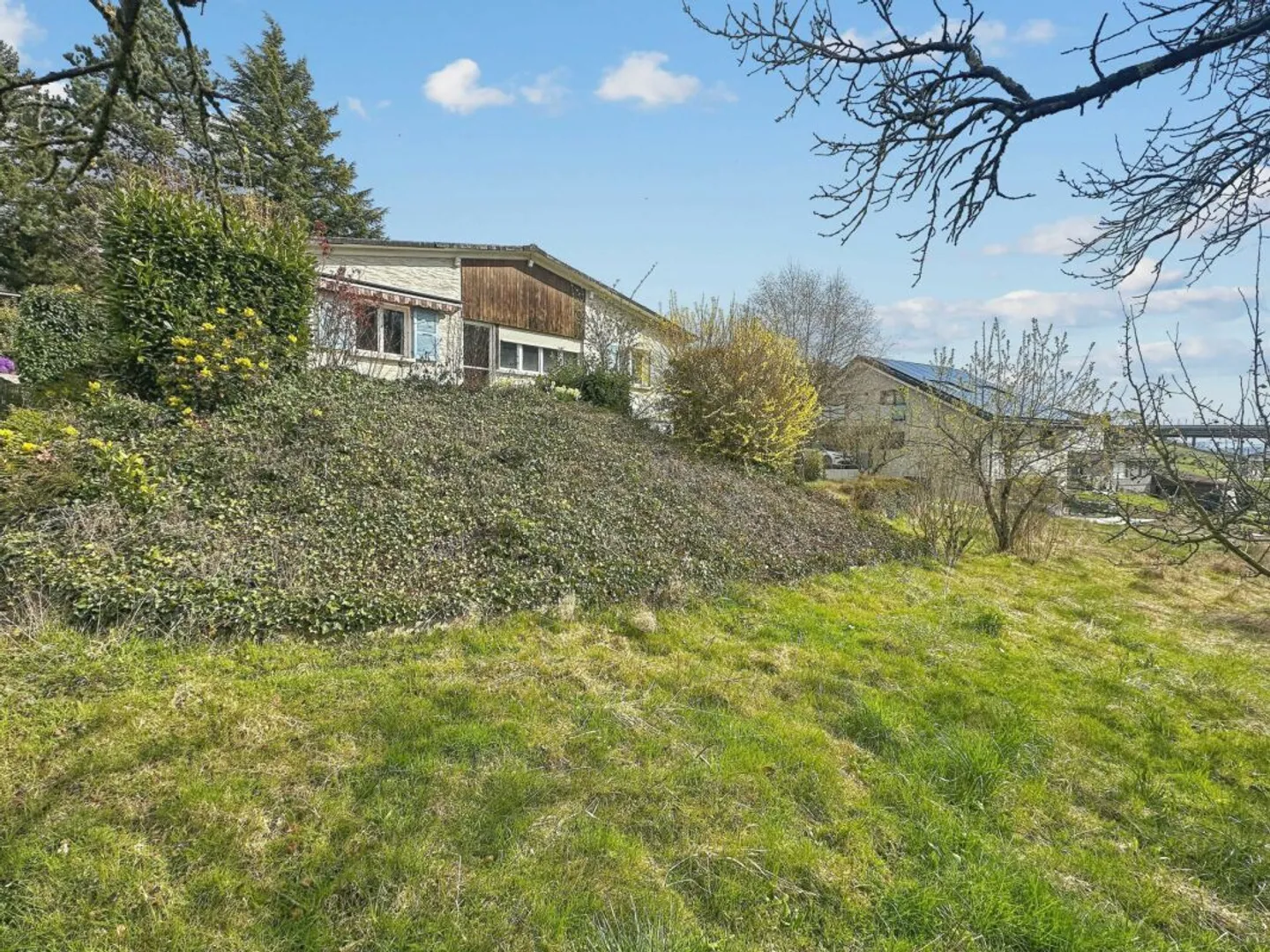 935 m2 PLOT WITH BUILDING POTENTIAL, CUS 0.5 - Photo 5 of 13