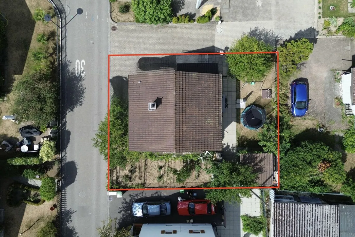 Detached single-family house directly at Lenzburg train station - Photo 11 of 13