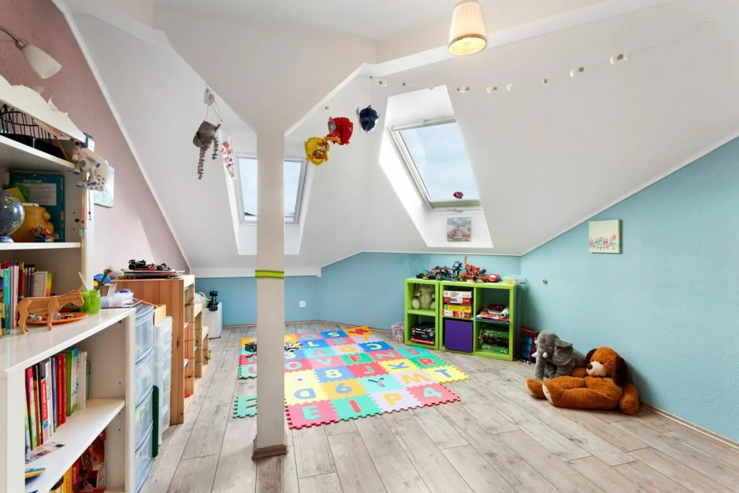 7.5-Room Single-Family House with Garden Idyl in Weinfelden - Photo 7 of 10